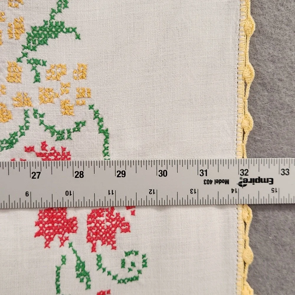 Vintage Tablecloth Hand Made Embroidered Floral Crochet Lace Trim Cottage 32x35